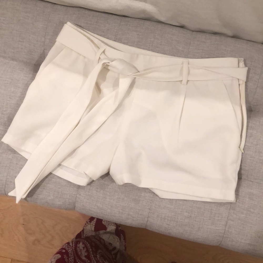 White express shorts size 2